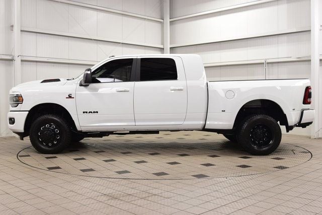 2024 Ram 3500 Laramie Night Edition DRW *AISIN* - 22904182 - 3