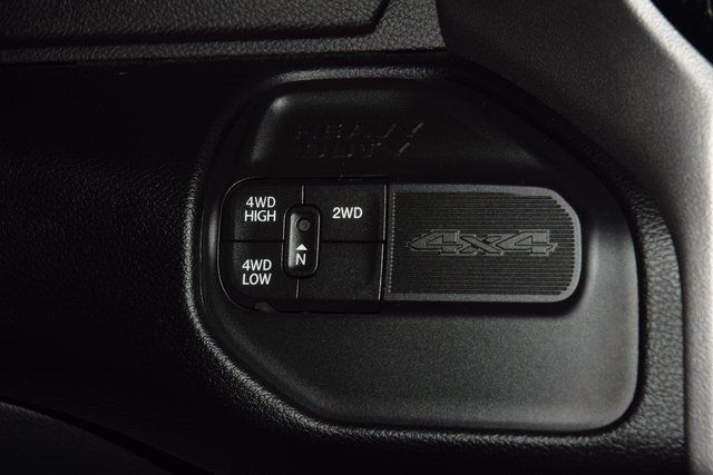 2024 Ram 3500 Laramie Night Edition DRW *AISIN* - 22907867 - 32