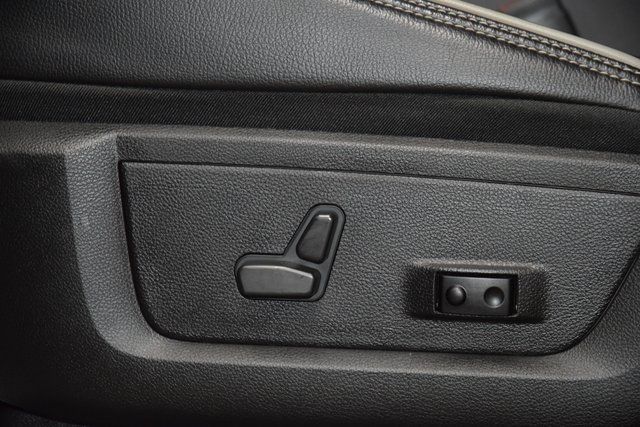 2024 Ram 3500 Laramie Night Edition DRW *AISIN* - 22907867 - 39