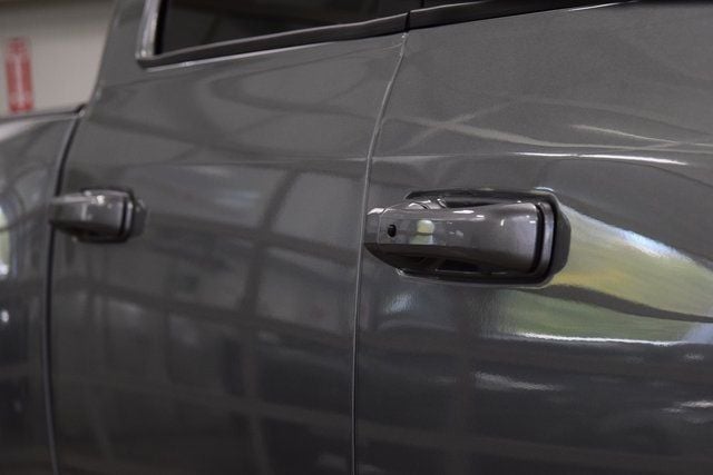 2024 Ram 3500 Laramie Night Edition DRW *AISIN* - 22922147 - 16