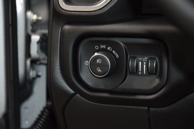 2024 Ram 3500 Laramie Night Edition DRW *AISIN* - 22922147 - 32