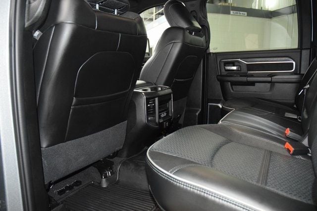 2024 Ram 3500 Laramie Night Edition DRW *AISIN* - 22922147 - 38