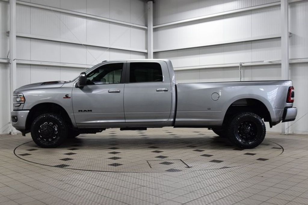 2024 Ram 3500 Laramie photo 4