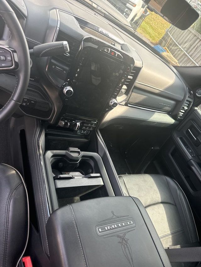 2024 Ram 3500 Limited - 22996548 - 19