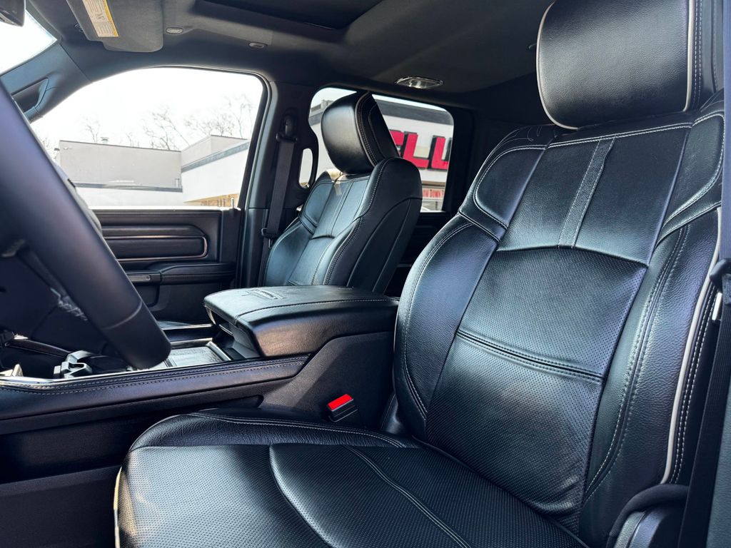 2024 Ram 3500 LIMITED - 23006038 - 16
