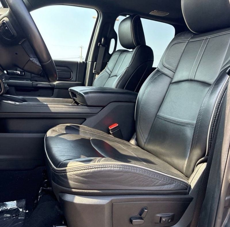 2024 Ram 3500 Limited 4x4 Crew Cab 8' Box - 23058190 - 9