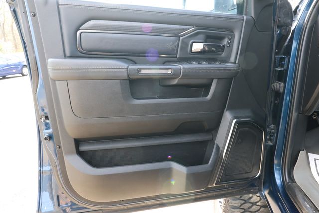 2024 Ram 3500 Limited 4x4 Crew Cab 8' Box Night Edition w/ Level 1 Pkg & HO Di - 23014169 - 9