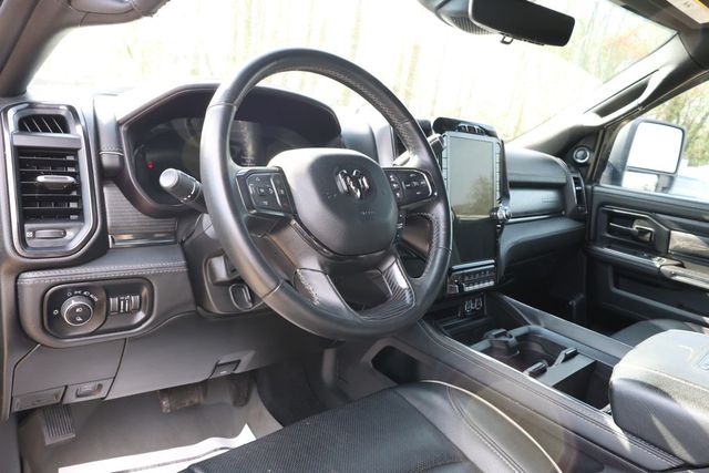 2024 Ram 3500 Limited 4x4 Crew Cab 8' Box Night Edition w/ Level 1 Pkg & HO Di - 23014169 - 11