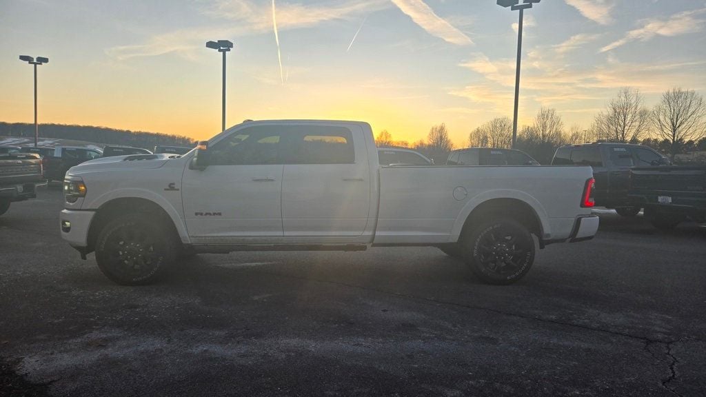 2024 Ram 3500 Limited Night Edition *AISIN* Leveled - 22762794 - 3