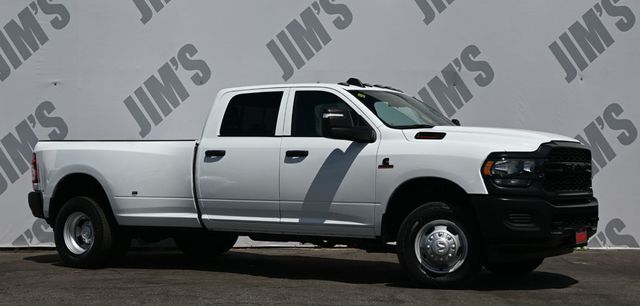 2024 Ram 3500 Tradesman 4X4 Crew Cab  - 23007119 - 2