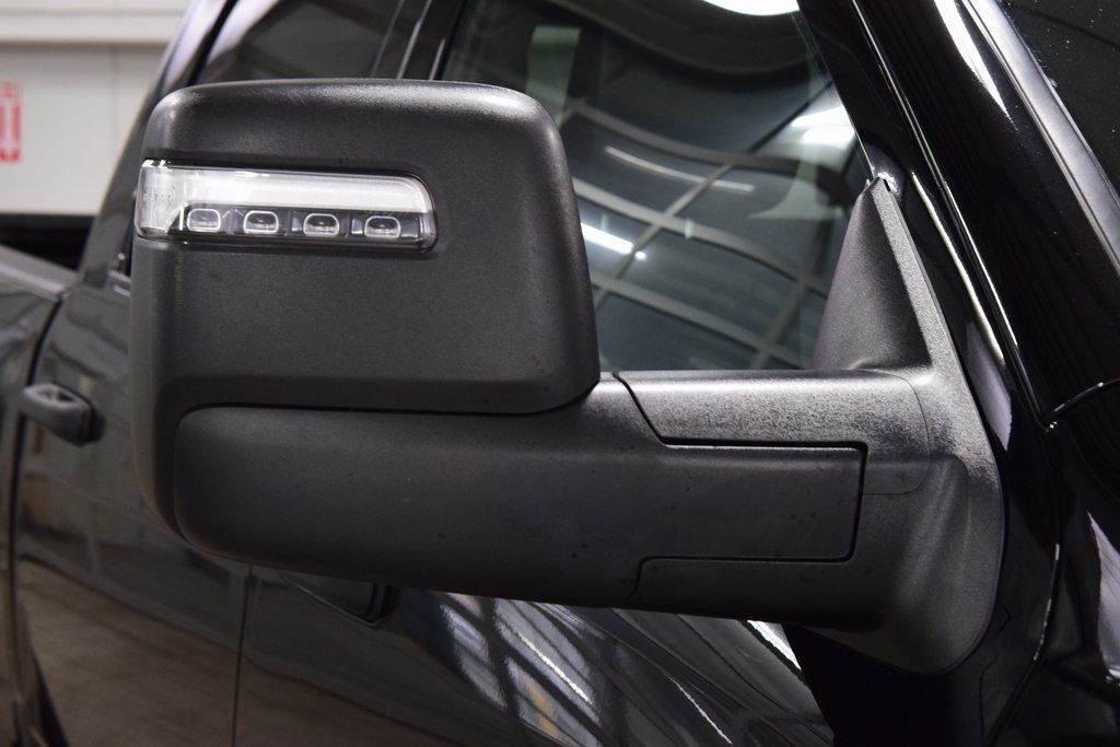 2024 Ram 3500 Tradesman 4x4 Crew Cab 8' Box - 23021097 - 16