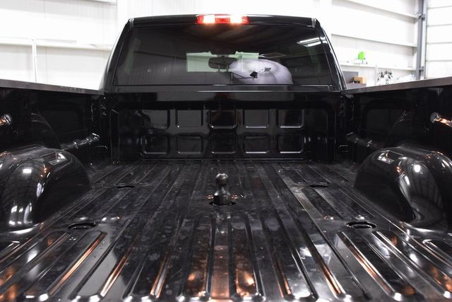 2024 Ram 3500 Tradesman 4x4 Crew Cab 8' Box - 23021097 - 22