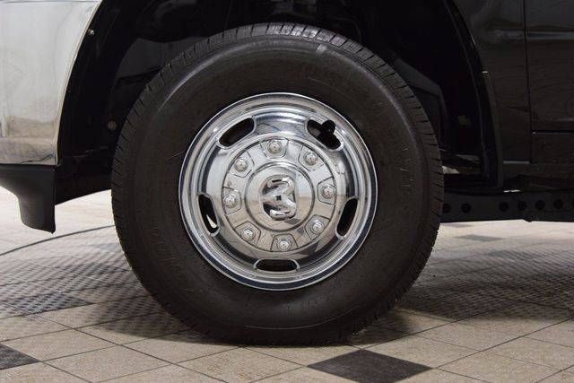 2024 Ram 3500 Tradesman 4x4 Crew Cab 8' Box - 23021097 - 25