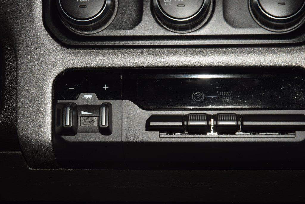 2024 Ram 3500 Tradesman 4x4 Crew Cab 8' Box - 23021097 - 31