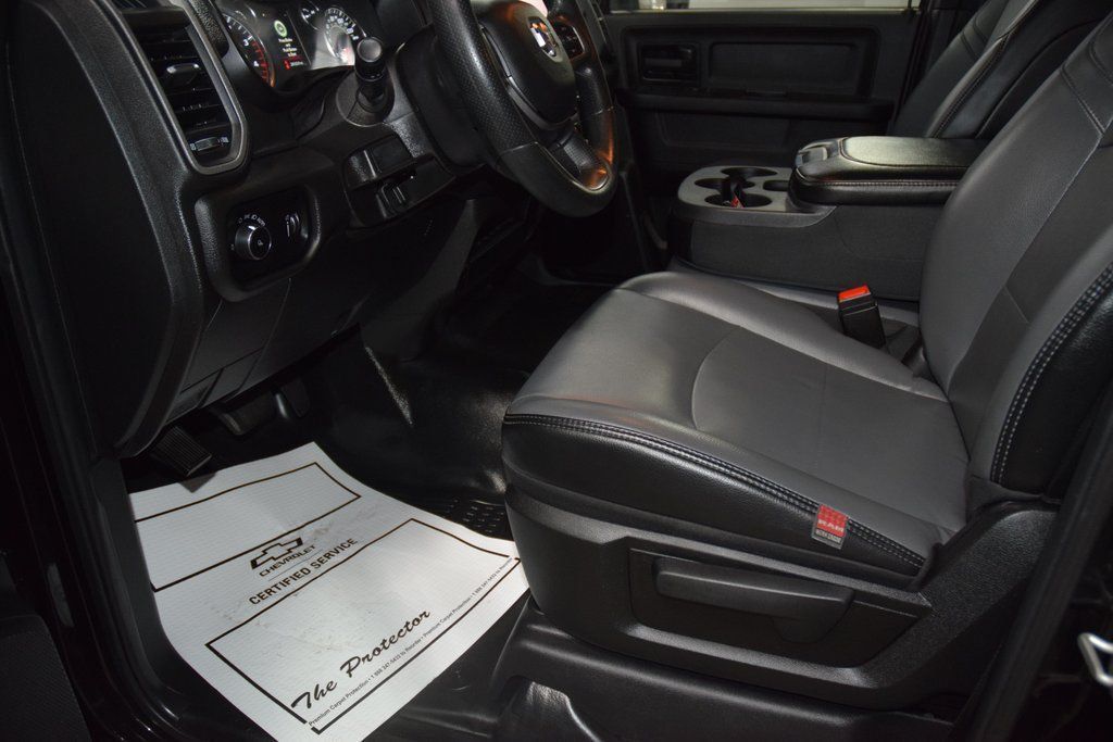 2024 Ram 3500 Tradesman 4x4 Crew Cab 8' Box - 23021097 - 38