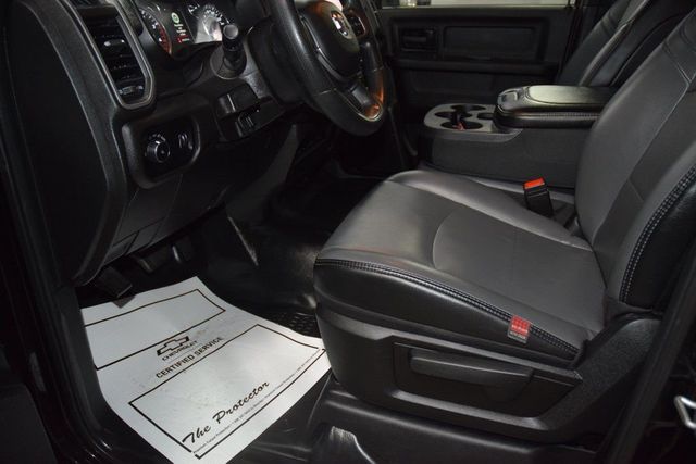 2024 Ram 3500 Tradesman 4x4 Crew Cab 8' Box - 23021097 - 38