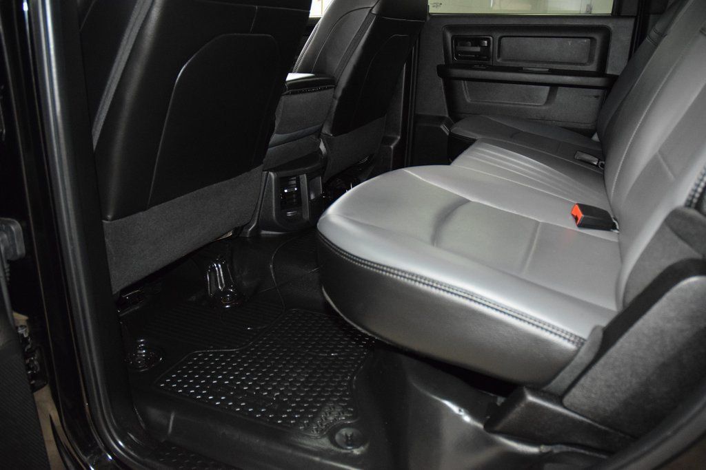 2024 Ram 3500 Tradesman 4x4 Crew Cab 8' Box - 23021097 - 41