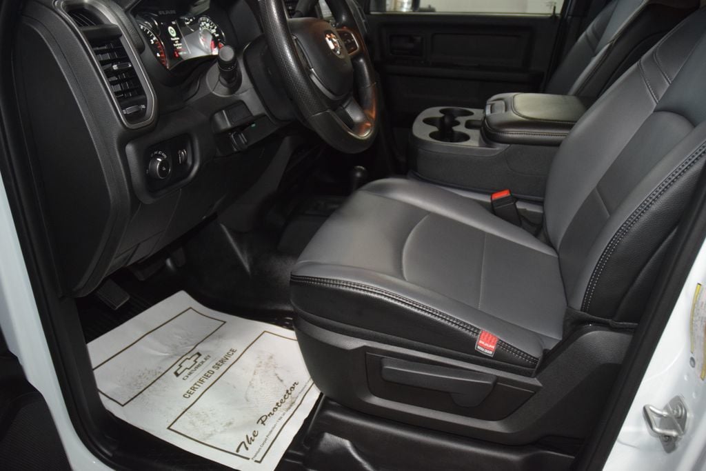 2024 Ram 3500 Tradesman 4x4 Crew Cab 8' Box - 23048080 - 38