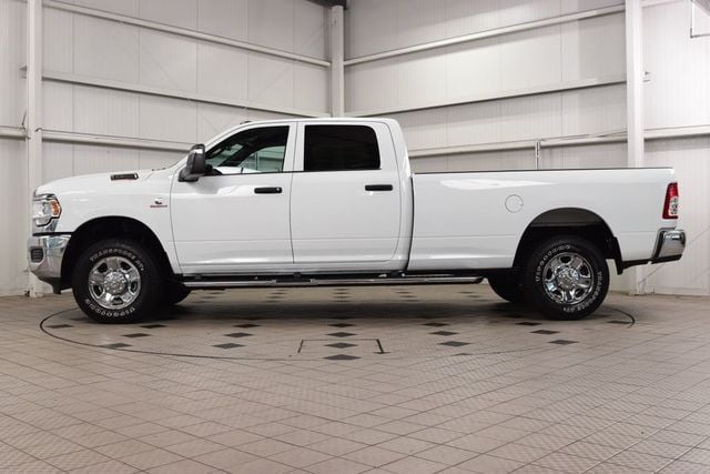 2024 Ram 3500 Tradesman 4x4 Crew Cab 8' Box - 23048080 - 3