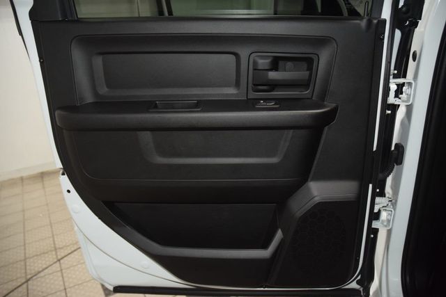 2024 Ram 3500 Tradesman 4x4 Crew Cab 8' Box - 23048080 - 42