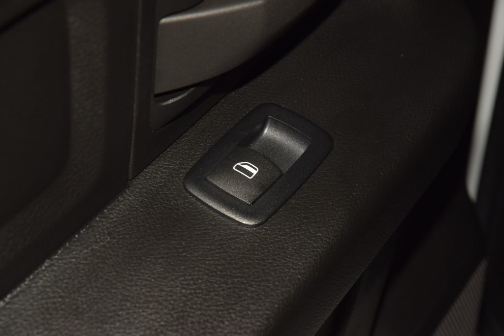 2024 Ram 3500 Tradesman 4x4 Crew Cab 8' Box - 23048080 - 43