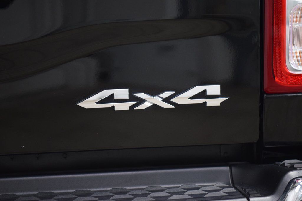 2024 Ram 3500 Tradesman 4x4 Crew Cab 8' Box - 23021386 - 21
