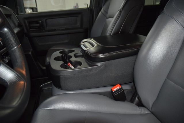 2024 Ram 3500 Tradesman 4x4 Crew Cab 8' Box - 23021386 - 40