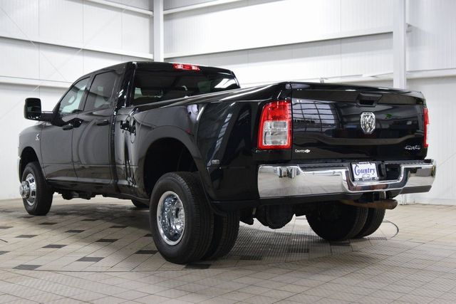 2024 Ram 3500 Tradesman 4x4 Crew Cab 8' Box - 23021386 - 5