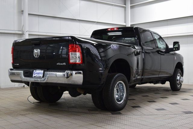 2024 Ram 3500 Tradesman 4x4 Crew Cab 8' Box - 23021386 - 7