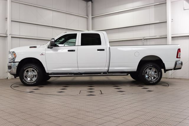 2024 Ram 3500 Tradesman 4x4 Crew Cab 8' Box - 23097287 - 3