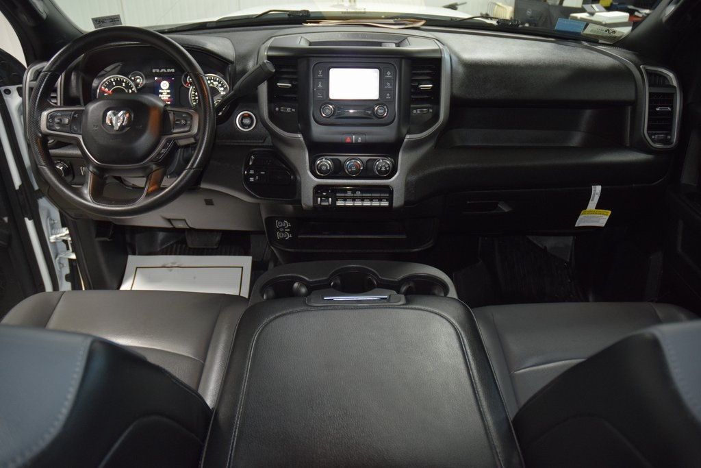 2024 Ram 3500 Chassis Cab 3500 CREW 4X4 * CUMMINS * 9' HILLSBORO FLATBED * 1 OWNER - 22975013 - 18