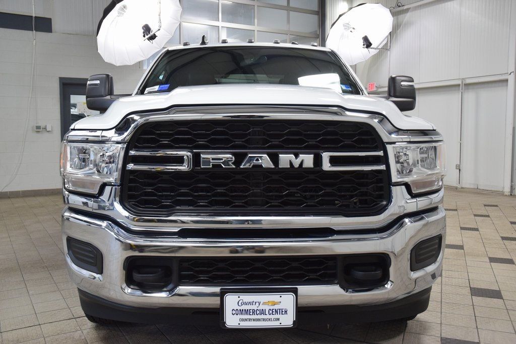 2024 Ram 3500 Chassis Cab 3500 CREW 4X4 * CUMMINS * 9' HILLSBORO FLATBED * 1 OWNER - 22975013 - 1