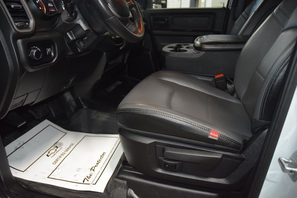 2024 Ram 3500 Chassis Cab 3500 CREW 4X4 * CUMMINS * 9' HILLSBORO FLATBED * 1 OWNER - 22975013 - 28