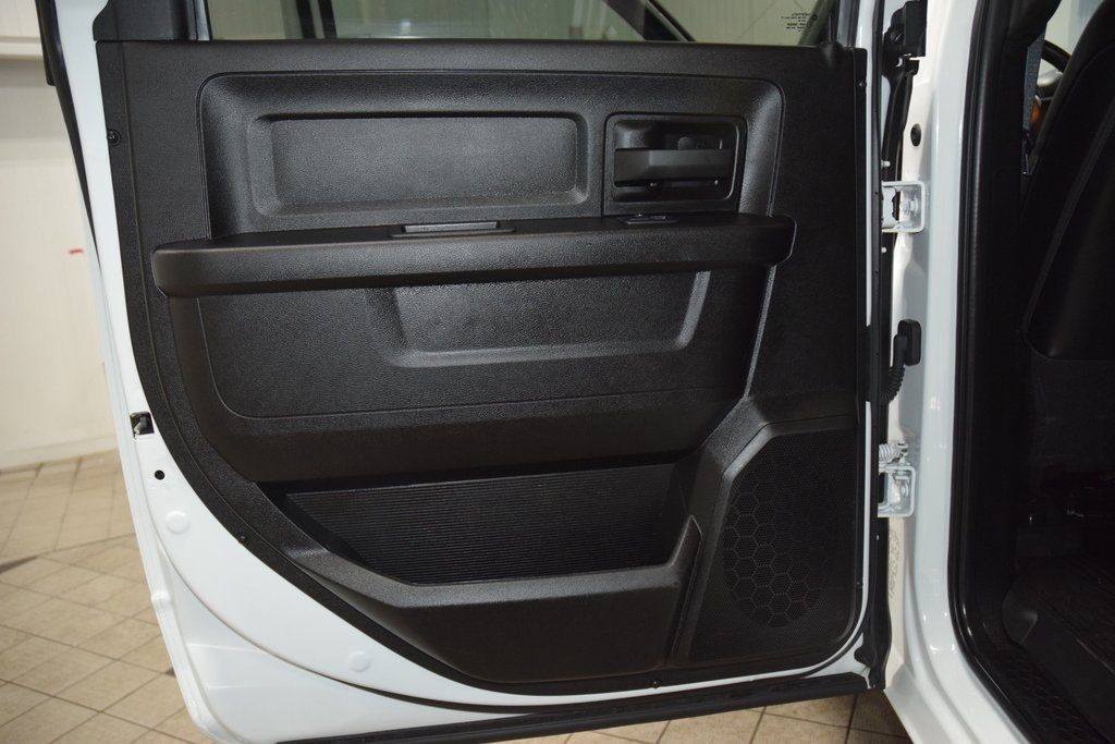 2024 Ram 3500 Chassis Cab 3500 CREW 4X4 * CUMMINS * 9' HILLSBORO FLATBED * 1 OWNER - 22975013 - 32