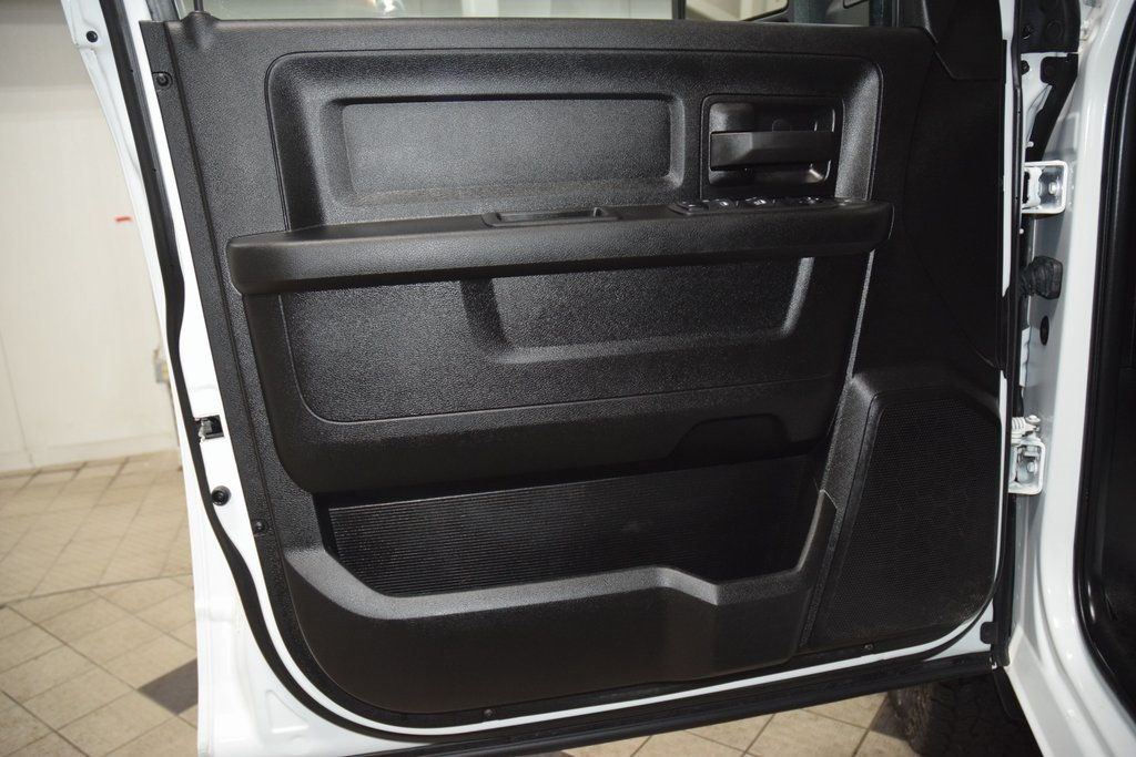 2024 Ram 3500 Chassis Cab 3500 CREW 4X4 * CUMMINS * 9' HILLSBORO FLATBED * 1 OWNER - 22975013 - 34