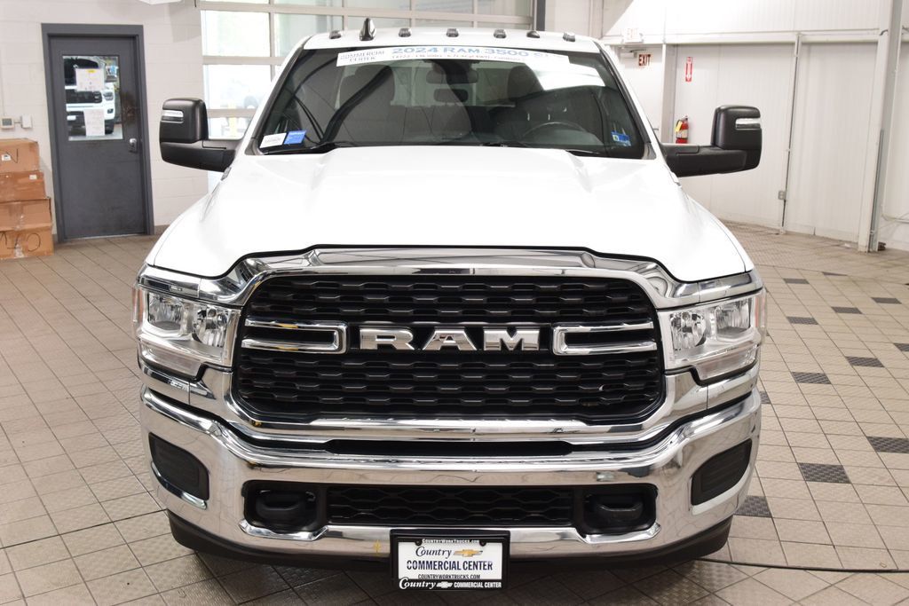 2024 Ram 3500 Chassis Cab 3500 CREW SLT 4X4 * CUMMINS * 9' READING UTILITY - 23028132 - 1