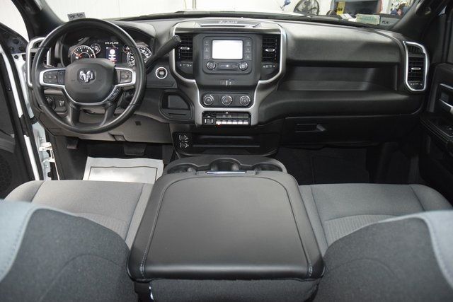 2024 Ram 3500 Chassis Cab 3500 CREW SLT 4X4 * CUMMINS * NEW 9' CM FLATBED - 22957749 - 19