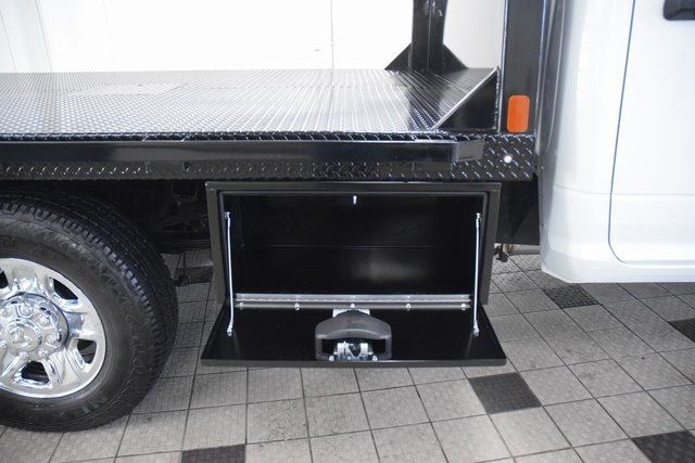 2024 Ram 3500 Chassis Cab 3500 CREW SLT 4X4 * CUMMINS * NEW 9' CM FLATBED - 22957749 - 39