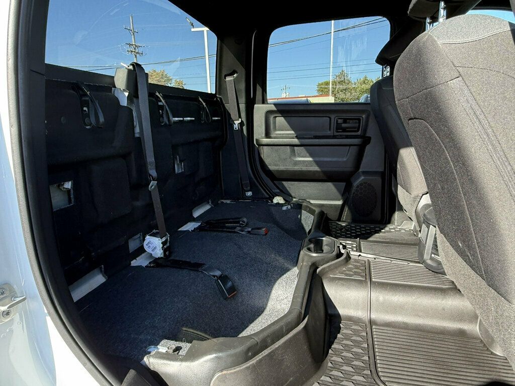 2024 Ram 3500 Chassis Cab Tradesman 4WD Crew Cab 60" CA 172.4" WB - 23099188 - 17