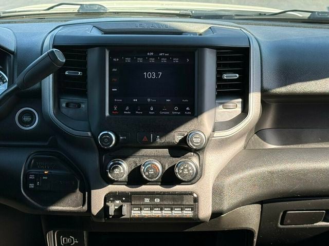2024 Ram 3500 Chassis Cab Tradesman 4WD Crew Cab 60" CA 172.4" WB - 23099188 - 24