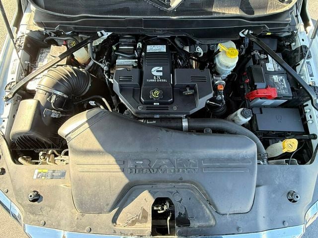 2024 Ram 3500 Chassis Cab Tradesman 4WD Crew Cab 60" CA 172.4" WB - 23099188 - 36