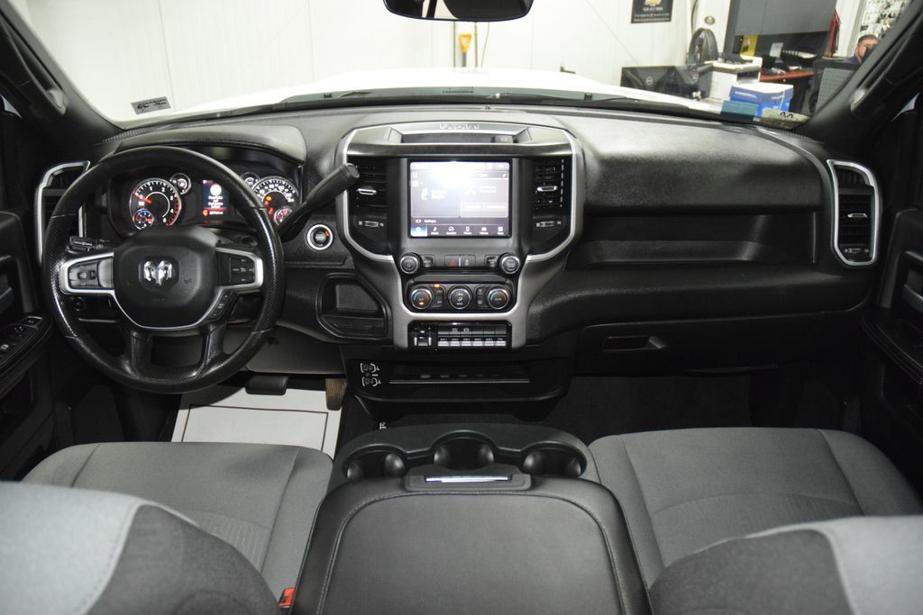 2024 Ram 4500 Chassis Cab 4500 CREW 4X4 SLT * CUMMINS * CONCRETE BODY * 1 OWNER - 23033875 - 22