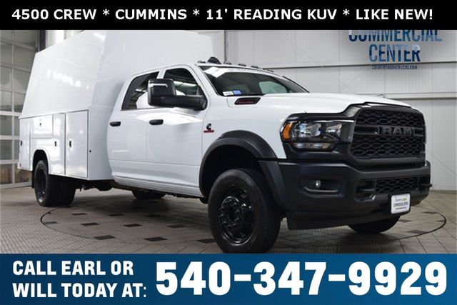2024 Ram 4500 Chassis Cab 4500 CREW * CUMMINS * 11' READING KUV * 1 OWNER * LIKE NEW! - 22944089 | Video 1