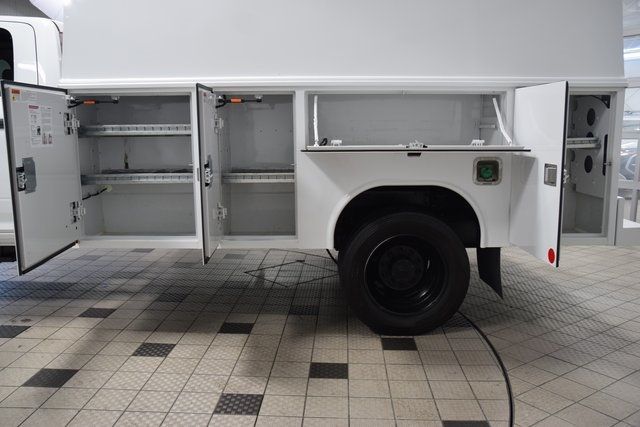 2024 Ram 4500 Chassis Cab 4500 CREW * CUMMINS * 11' READING KUV * 1 OWNER * LIKE NEW! - 22944089 - 39