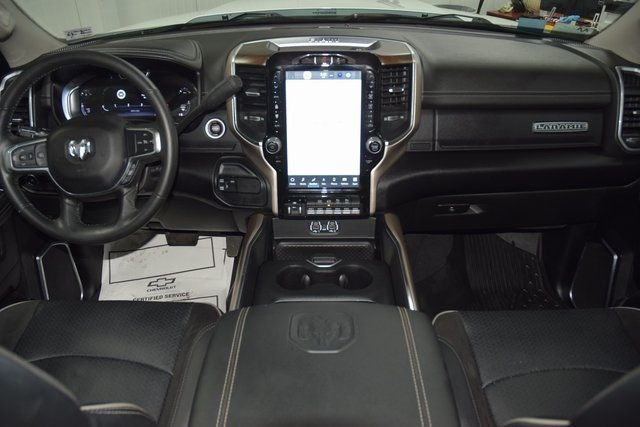 2024 Ram 4500 Chassis Cab 4500 CREW LARAMIE 4X4 * CUMMINS * 9' CM FLATBED * LOADED - 22937977 - 22