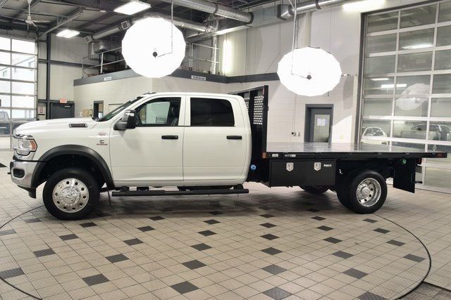 2024 Ram 5500 Chassis Cab 5500 CREW 4X4 * CUMMINS * 12' PLATFORM BODY * ALCOAS - 22950431 - 2