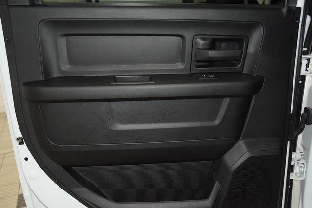 2024 Ram 5500 Chassis Cab 5500 CREW 4X4 * CUMMINS * 12' PLATFORM BODY * ALCOAS - 22950431 - 34