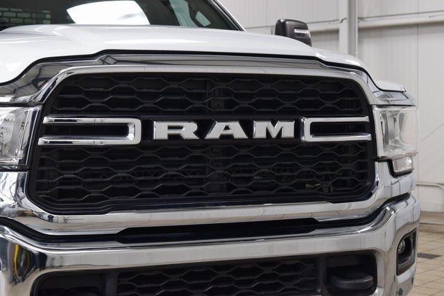 2024 Ram 5500 Chassis Cab 5500 CREW 4X4 * CUMMINS * 12' PLATFORM BODY * ALCOAS - 22950431 - 4