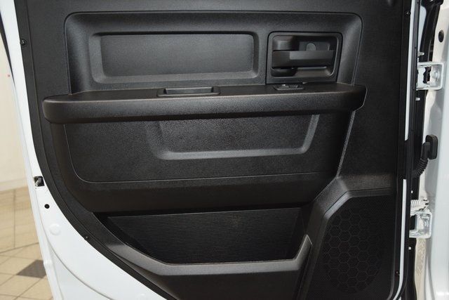 2024 Ram 5500 Chassis Cab 5500 CREW 4X4 * CUMMINS * 9' FLATBED * 2K MILES - 22949957 - 32