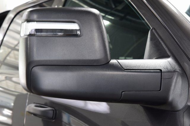 2024 Ram 5500 Tradesman photo 3